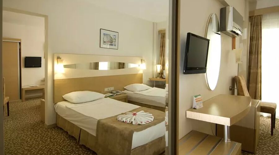 5* LYCUS RİVER THERMAL OTEL